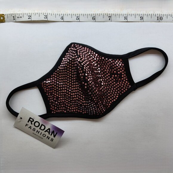 Free With Purchase- Glittery Face Mask for Juniors - Picture 2 of 4